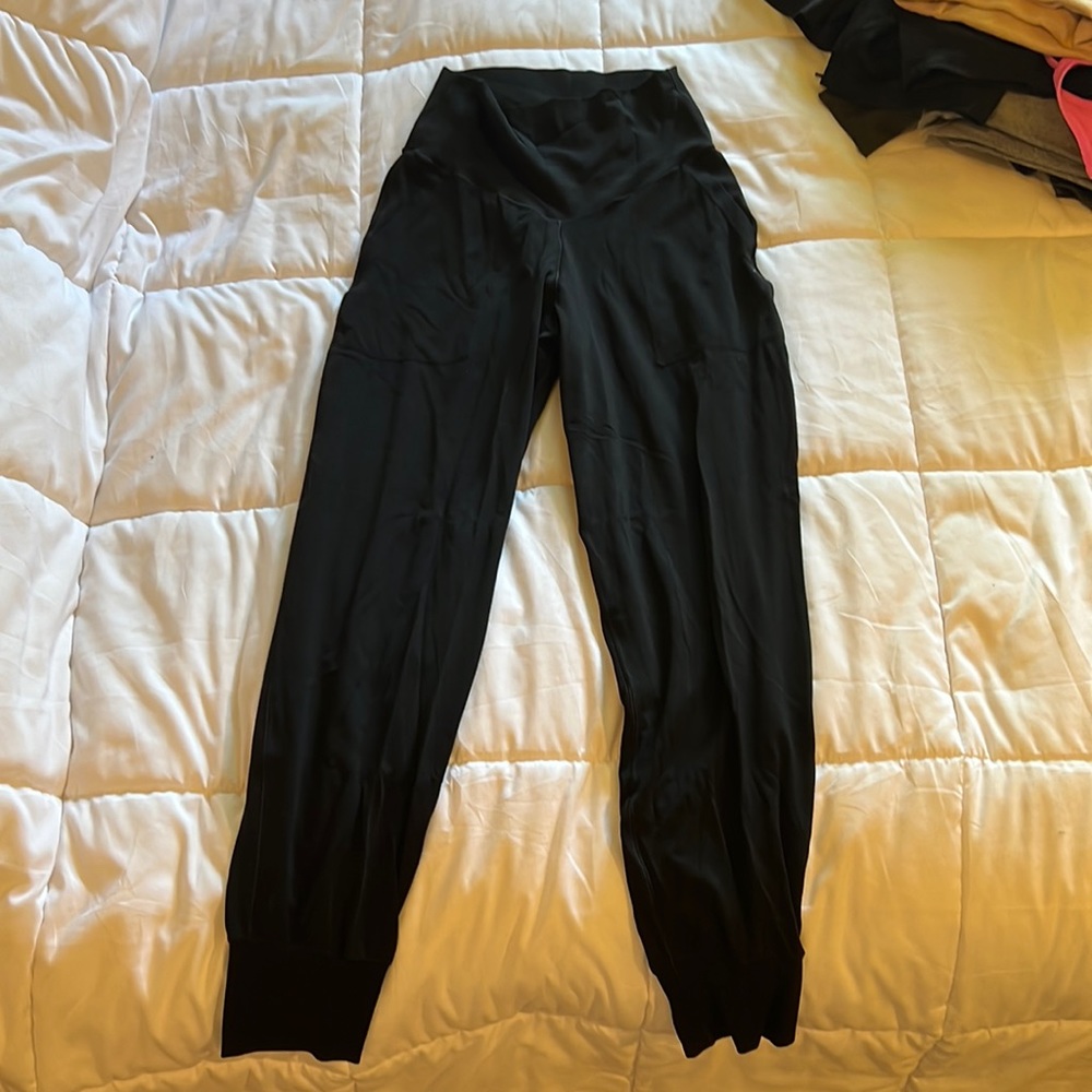 Offline by Aerie jogger pants!